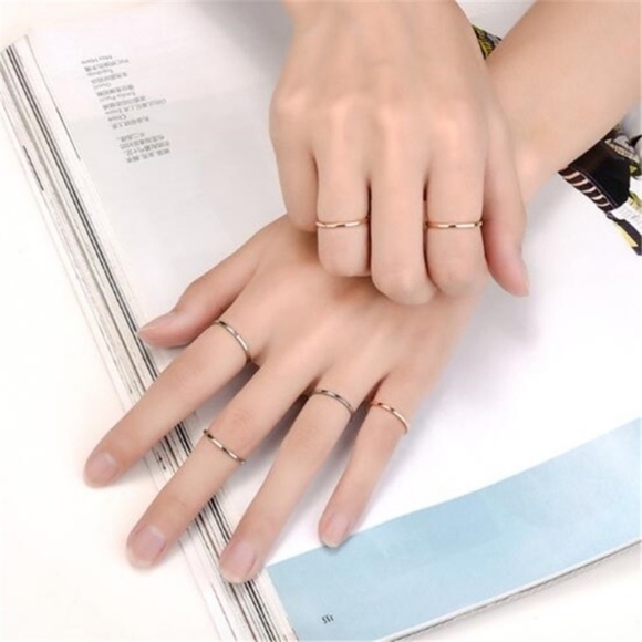 Rose‎ Gold Thin Dainty 1.5 MM Ring - Picture 4 of 8